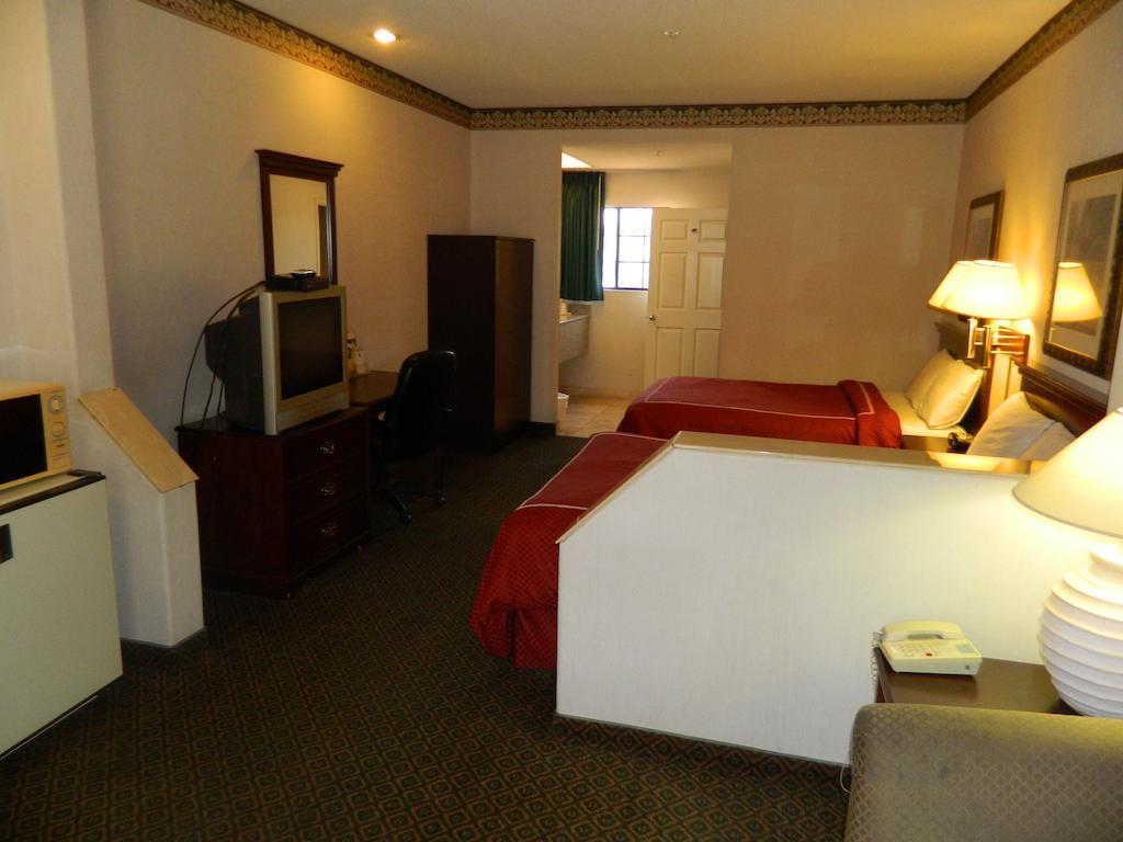 Capital Suites Blythe Kültér fotó