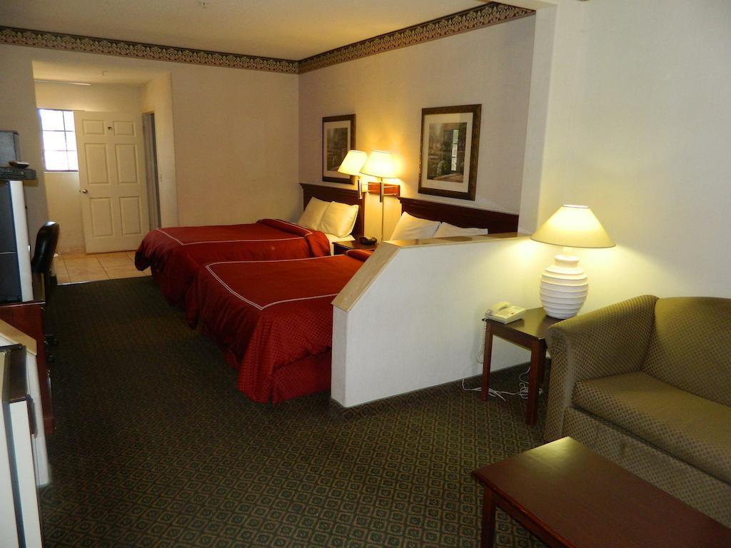 Capital Suites Blythe Kültér fotó